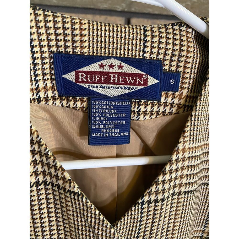 Ruff Hewn‎ - Picture 3 of 10